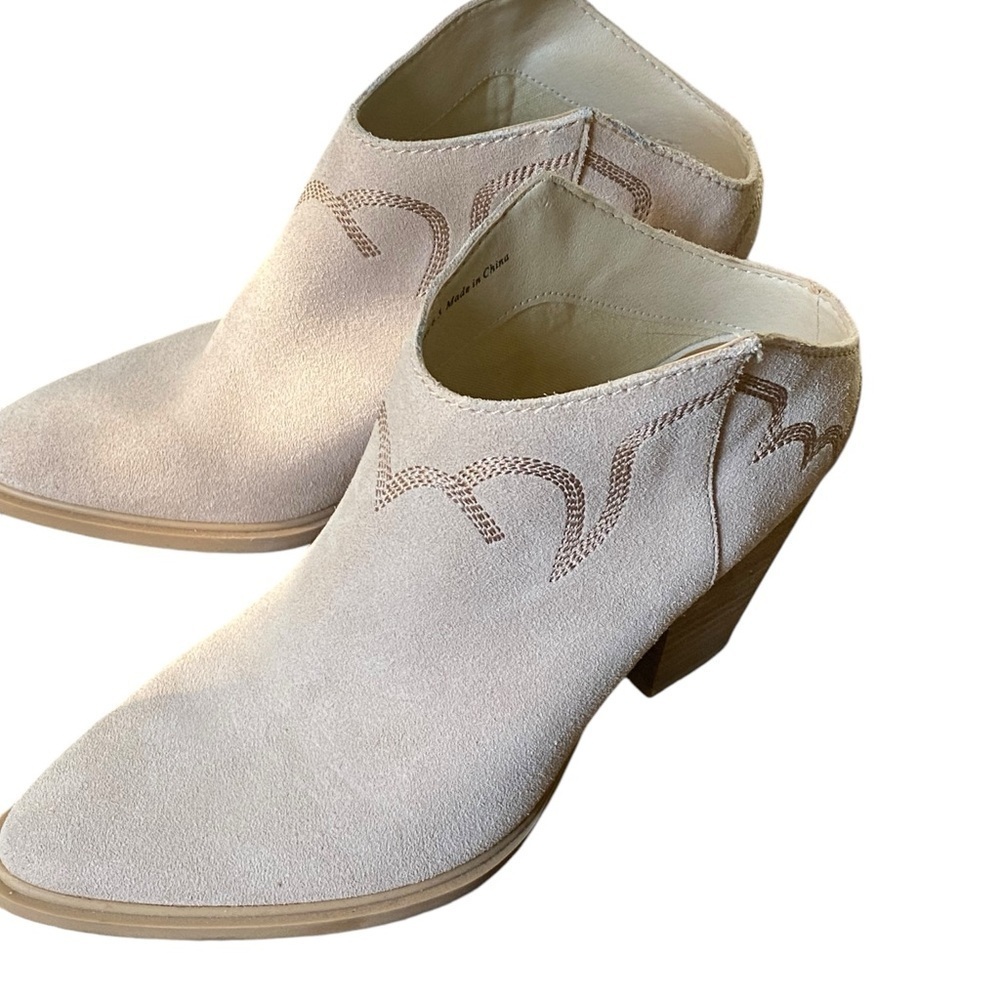 Suede Booties Dolce Vita - Picture 2 of 3